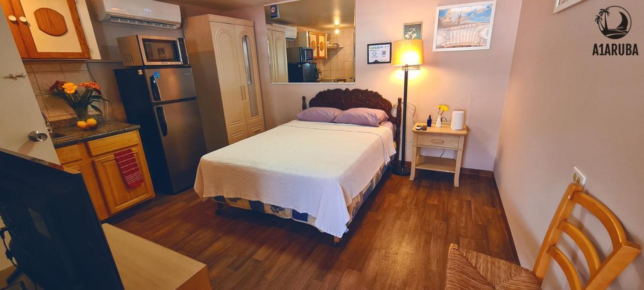 A1 Apartments Aruba Oranjestad Exteriör bild